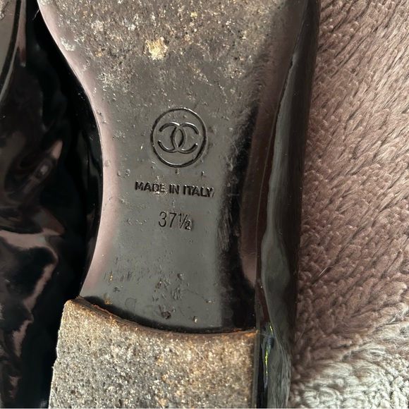 CHANEL Logo Patent Leather Flats Sz.37.5 - Picture 8 of 8